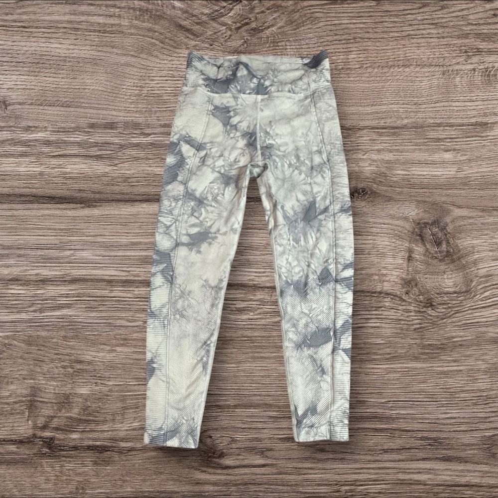 Offline Tie-Dye High-Waisted Women’s Leggings Size Large - Picture 2 of 4